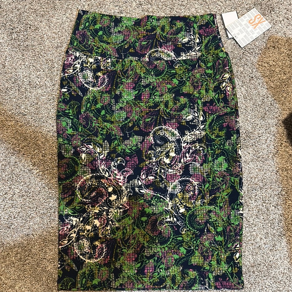 LuLaRoe Cassie